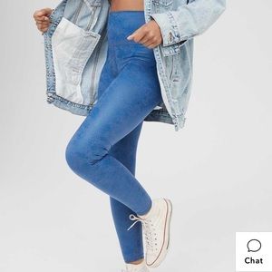 NWT Aerie Offline cobalt blue leggings 💙